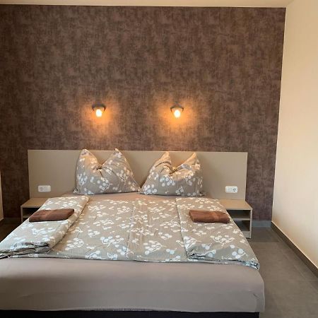Balaton Apartmanház Siófok Exteriér fotografie