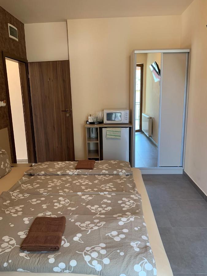 Balaton Apartmanház Siófok Exteriér fotografie