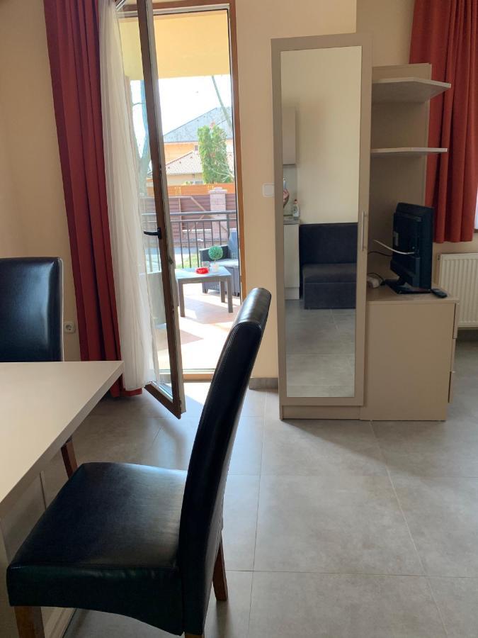 Balaton Apartmanház Siófok Exteriér fotografie