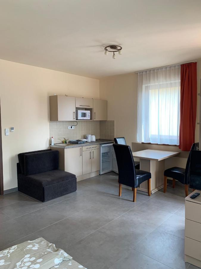 Balaton Apartmanház Siófok Exteriér fotografie